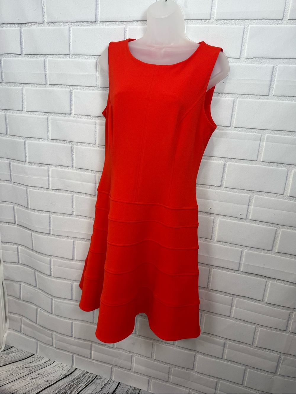 Tommy Hilfiger Red Sleeveless Fit & Flare Tiered Dress Women’s feminine/ size 10 - Picture 5 of 11